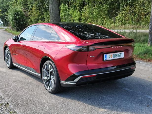 Mazda 6e