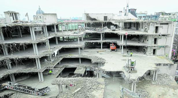 Abbruch des geplanten Kaufhauses Lamarr