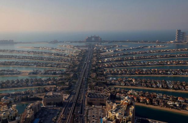 FILES-FBL-QAT-WC-2022-UAE-ECONOMY