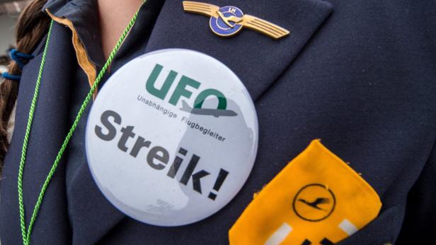 GERMANY LUFTHANSA STRIKE Lufthansa-Streik geht am Dienstag weiter
