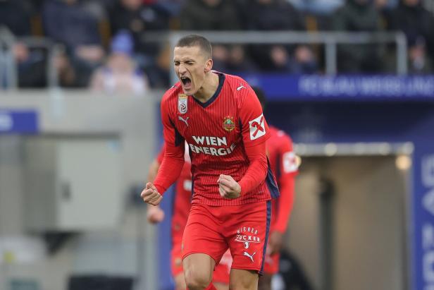 FUSSBALL: ADMIRAL BUNDESLIGA/ 17. RUNDE: FC BLAU WEISS LINZ - SK RAPID WIEN