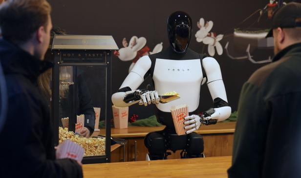 Tesla Optimus promotion event in Berlin