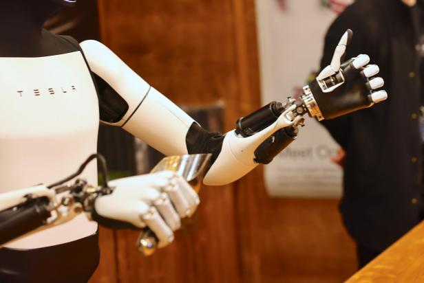 Tesla Optimus promotion event in Berlin