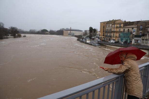 Southern France faces flood warning following heavy rain