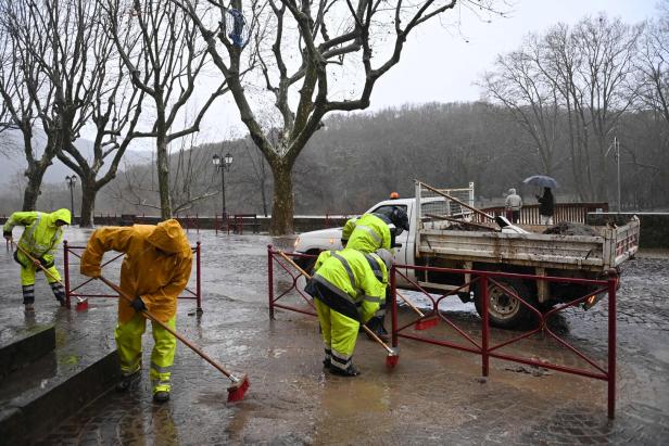 FRANCE-WEATHER-FLOOD