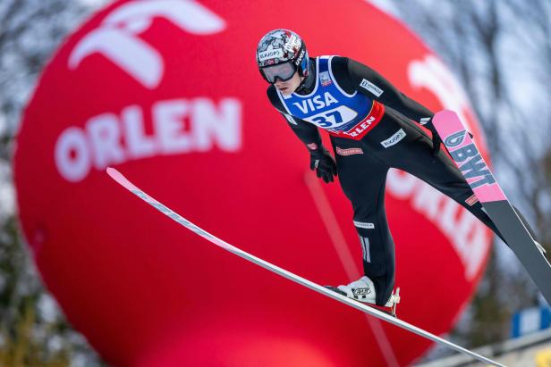 Marius Lindvik springt in diesem Winter noch hinterher