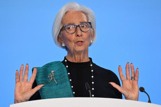 TOPSHOT-GERMANY-FINANCE-ECB-EUROZONE-RATE-INFLATION