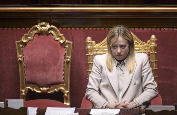 Prime minister reports to Senate ahead of European Council