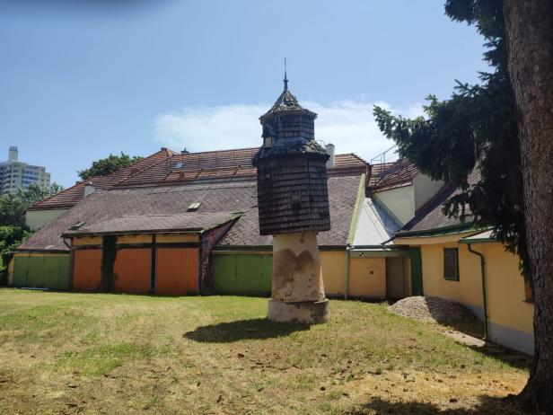 Aufnahme vom Sommer 2025: Die letzten Tage des historischen Taubenschlags. 