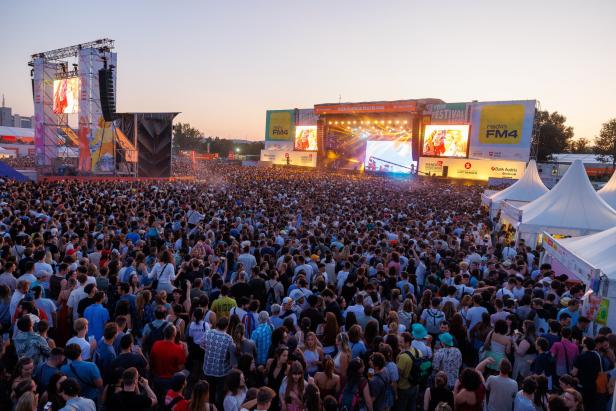 42. DONAUINSELFEST: BUEHNE