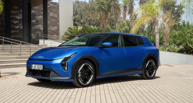 Kia EV4
