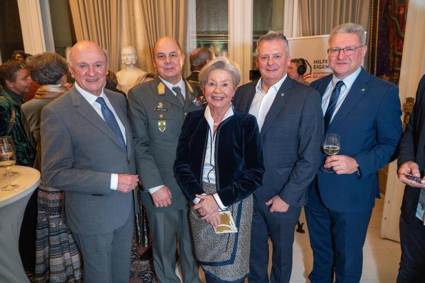 Neujahrsempfang Hilfe im eigenen Land