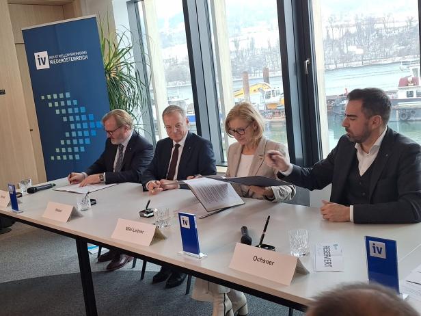 Landeshauptleute und IV-Präsidenten unterfertigten Manifest