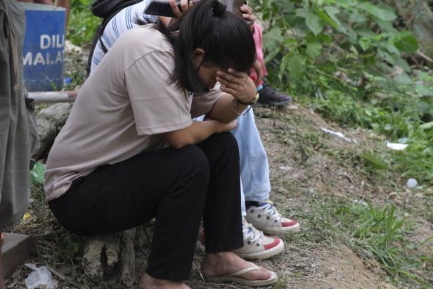 Search operations continue after landfill collapse in Cebu City, Philippines