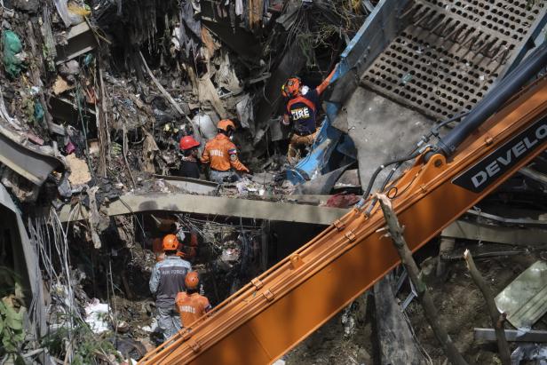 Search operations continue after landfill collapse in Cebu City, Philippines