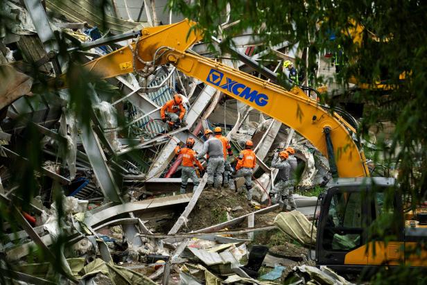 Collapsed landfill in Binaliw, Cebu