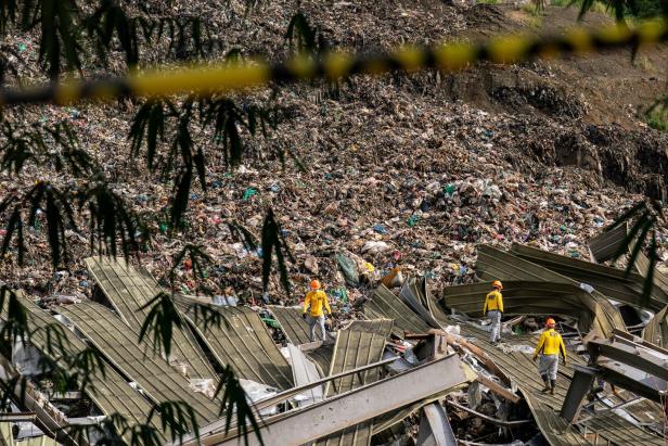 Collapsed landfill in Binaliw, Cebu