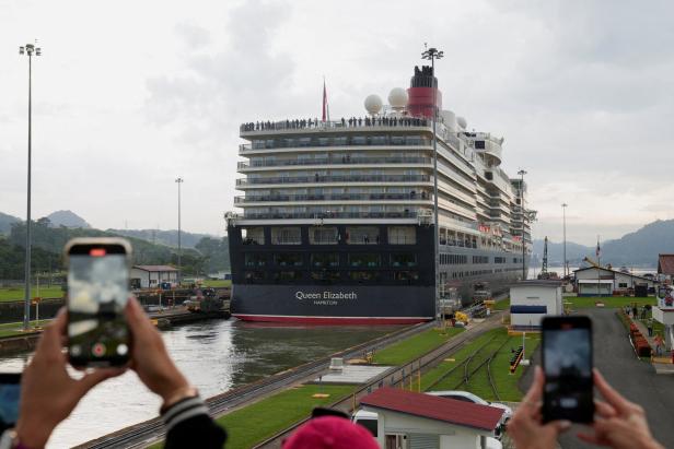 Panama Canal starts the cruise season