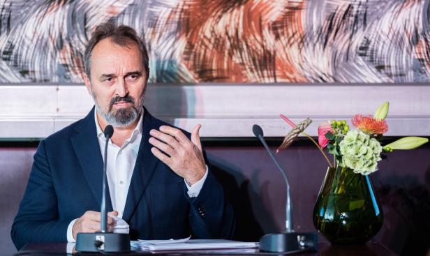 PK "VIENNACONTEMPORARY 2021 - NEUERUNGEN, SCHWERPUNKTE UND AUSBLICK": AKSENOV