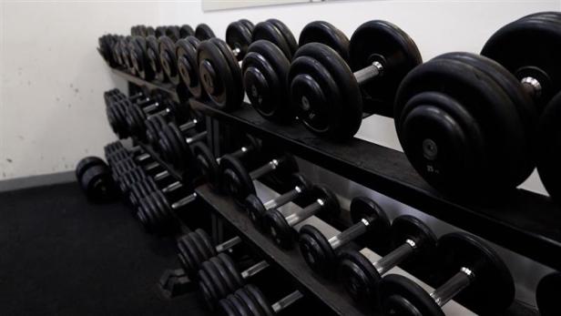 Hanteln im Jugendgefängnis