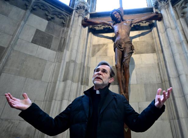 Josef Grünwidl in der Barbarakapelle. 