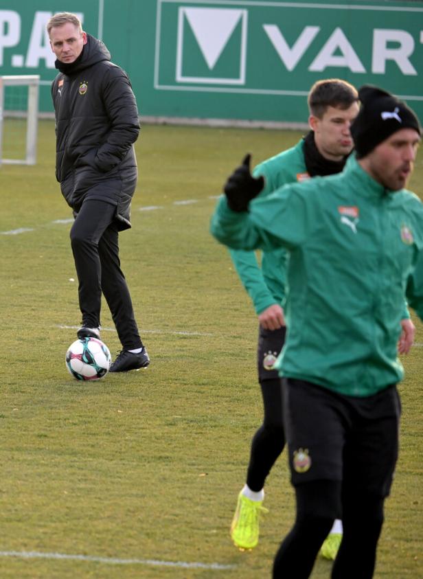 TRAININGSSTART SK RAPID WIEN: HOFF THORUP