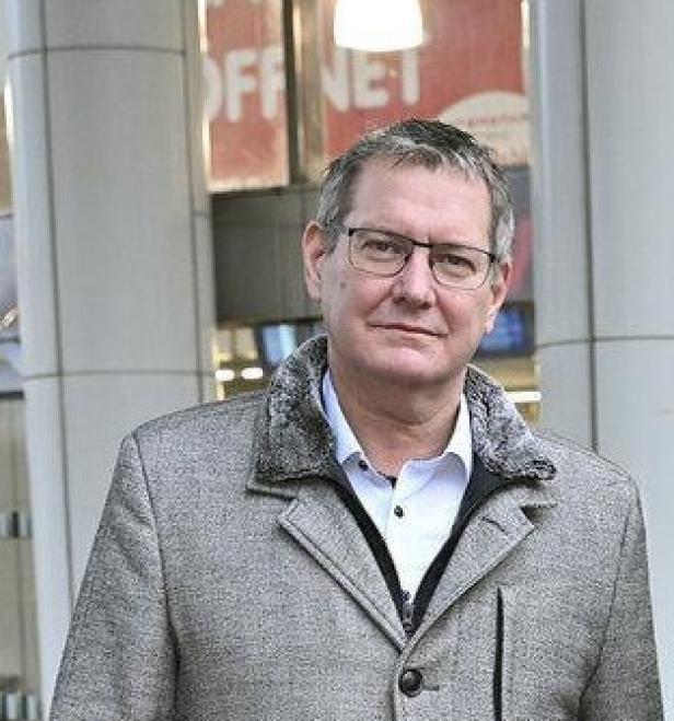 Bezirksvorsteher Georg Papai. 