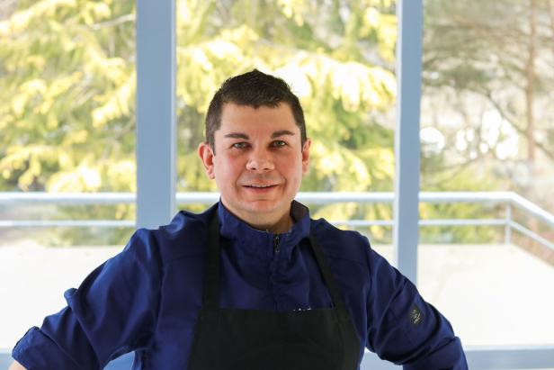 Koch und Küchenchef Markus Oelgarte kocht im Gesundheitsresort Königsberg auf Haubenniveau.