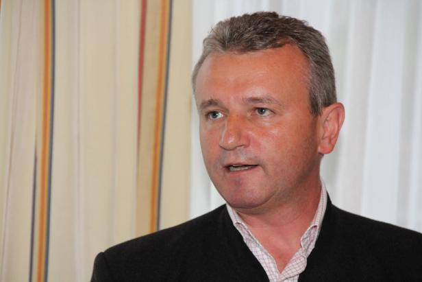 Bürgermeister außer dienst manfred Gruber