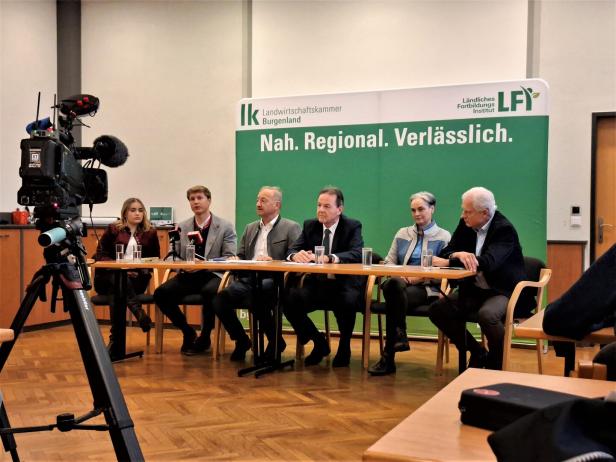 Landwirtschaftskammer, Ausblick 2026 u.a. mit Präsident Berlakovich, Vize Falb-Meixner (Mitte)