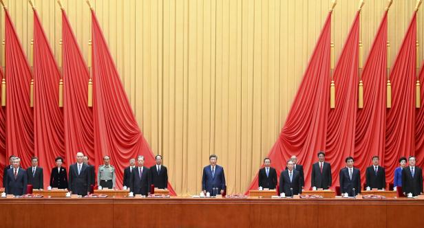 Chinese President Xi chairs meeting