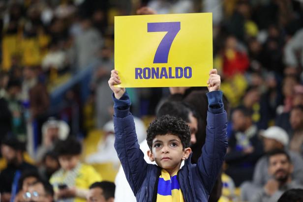 ronaldo fan al nassr