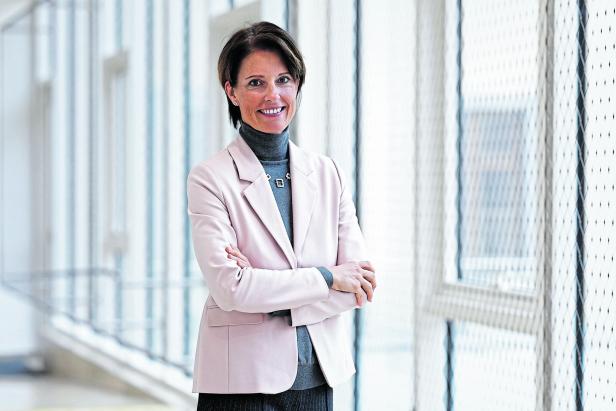 Kathrin Strasser-Weippl