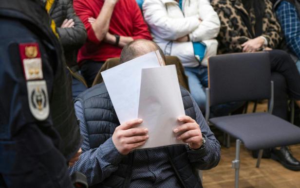 Mordprozess: Lebenslange Haft für Foltertod von Elias