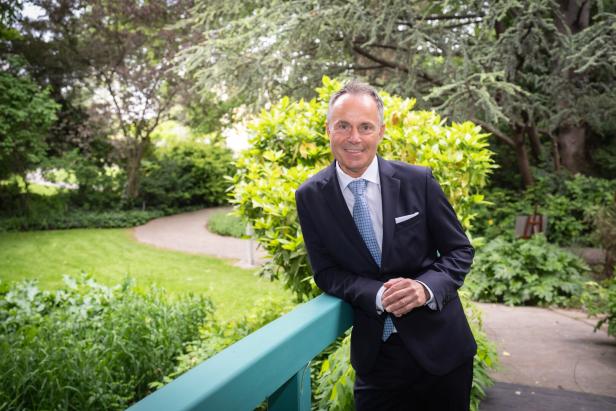 MD Dietmar Griebler - Dekretüberreichung an  Ing. Karl Hawliczek