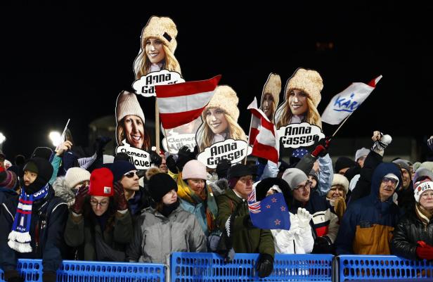 Anna Gasser Fans in Livigno