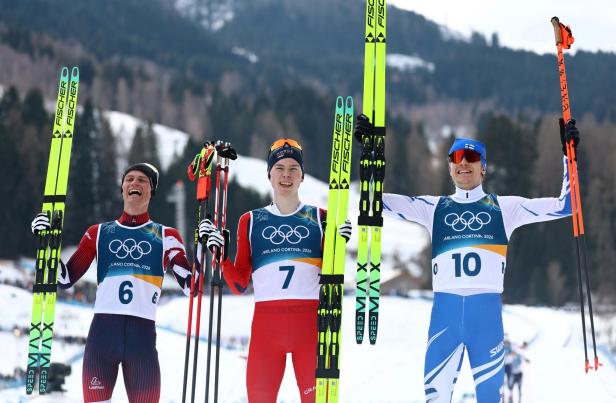 Lamparter (r.) jubelt über Silber