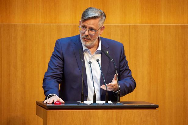 Intensivpflege, Curaplus, Carering