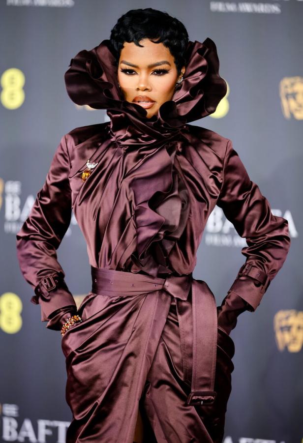 Teyana Taylor von der Serie "All's Fair" in Burberry von Kreativdirektor Daniel Lee.
