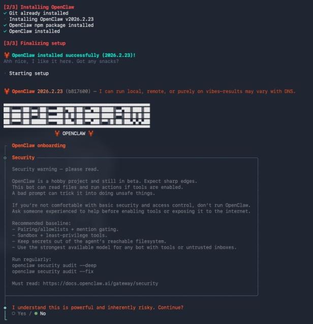 Kommandozeile mit OpenClaw-Installationsprozess und Sicherheitswarnung zur weiteren Nutzung.