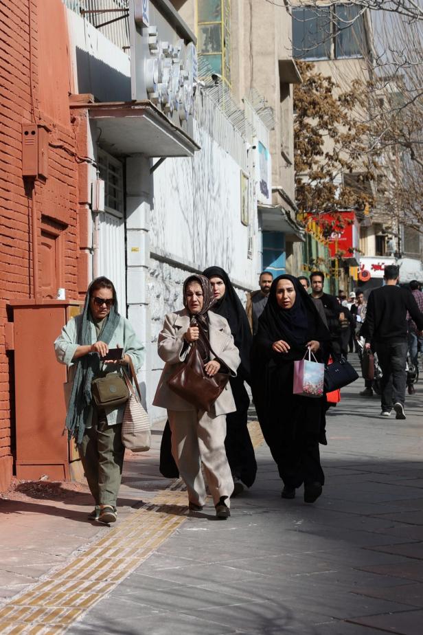 Israel und USA starten "großen Kampfeinsatz" gegen Iran