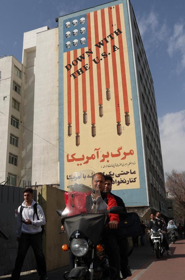 Israel und USA starten "großen Kampfeinsatz" gegen Iran