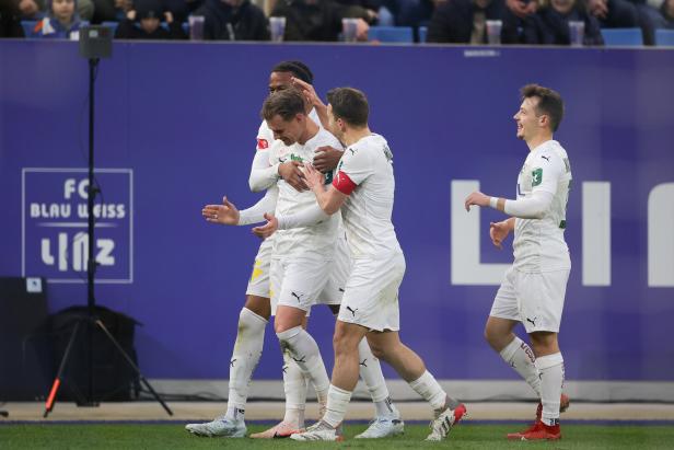 FUSSBALL: ADMIRAL BUNDESLIGA/ 21. RUNDE: FC BLAU WEISS LINZ - WSG TIROL