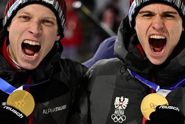 Stephan Embacher (re.) gewann mit Jan Hörl Olympia-Gold im Super-Team-Bewerb