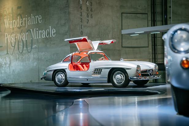 Automobilmuseum: ein Oldtimer