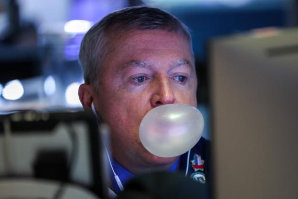 TOPSHOT-US-ECONOMY-MARKETS