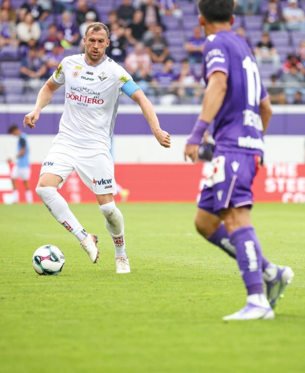 Altach-Kapitän Jäger (l.)