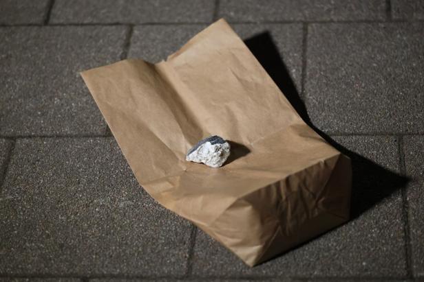 Lichtspektakel - Teile eines Meteoriten beschädigen Häuser