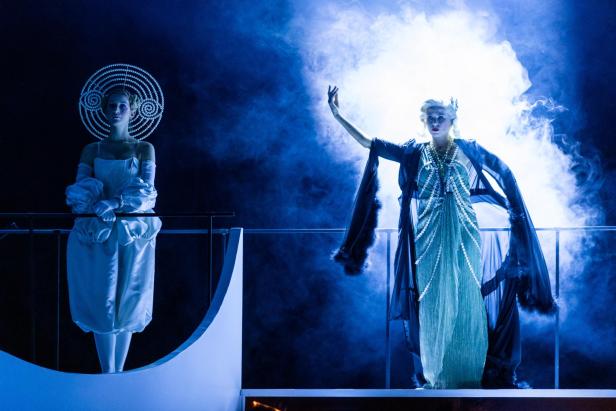 "Frau Luna" in Baden.