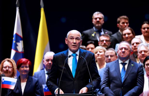 Slovenian Democratic Party congress in Ljubljana